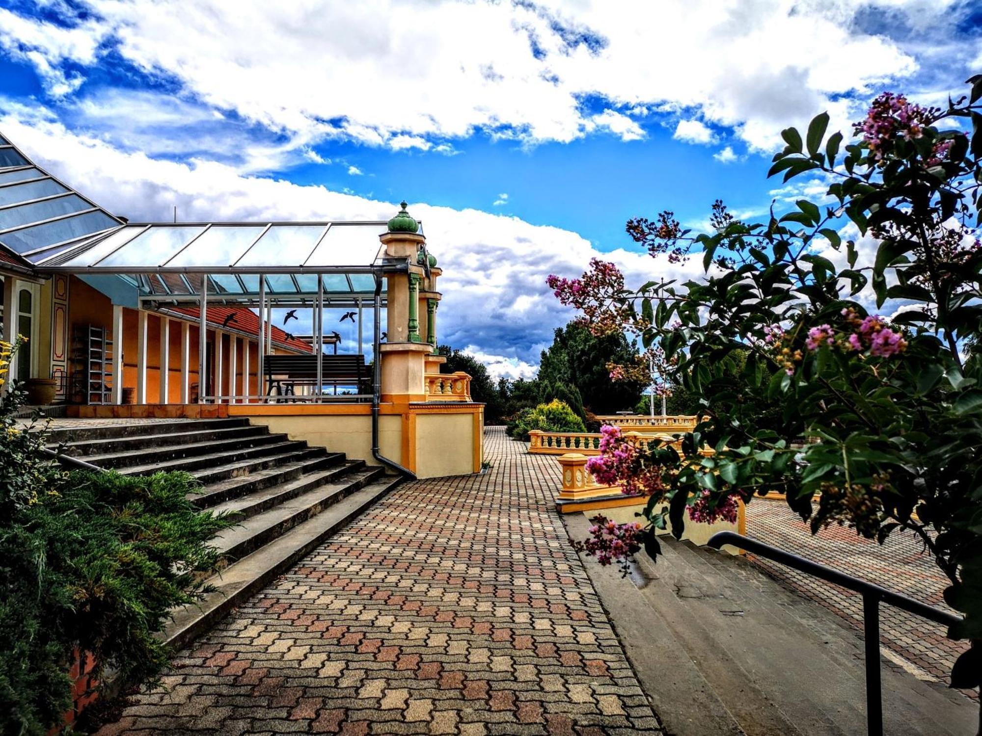 Gurudeva Bhavan Somogyvámos Exterior foto